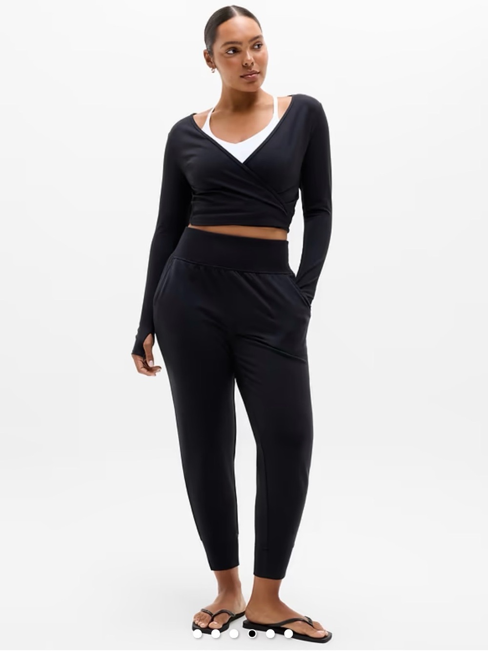 Athleta women’s black coaster luxe jogger size medium NWT